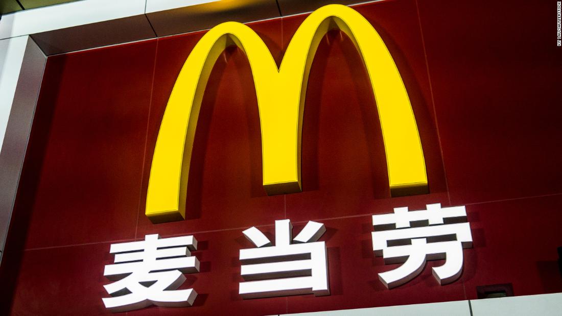 McDonald's China si scusa per aver bandito i neri da un negozio