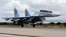 Gli Stati Uniti accusano la Russia di mettere in pericolo i piloti statunitensi durante la riunione aerea e il collaudo di missili anti-satellite