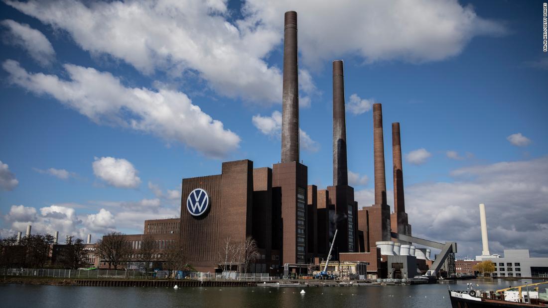 Germania: lo stabilimento VW Wolfsburg riapre dopo l'arresto del coronavirus
