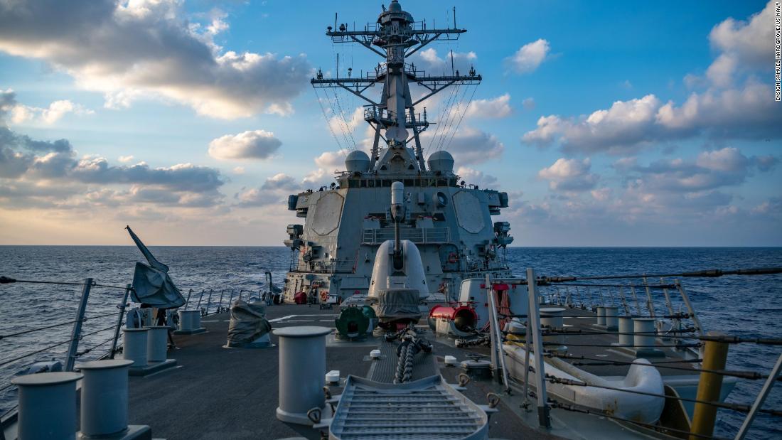 La Marina degli Stati Uniti pone sfide a seguito delle affermazioni della Cina nel Mar Cinese Meridionale