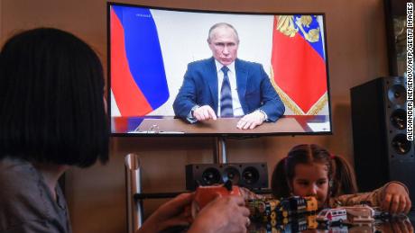 Coronavirus fa una svolta seria in Russia, Putin non è più radioso