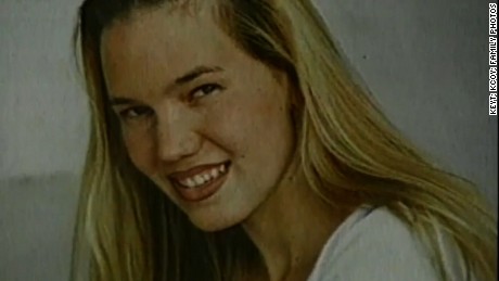 Gli investigatori stanno studiando il caso di Kristin Smart, uno studente di Cal Poly scomparso nel 1996