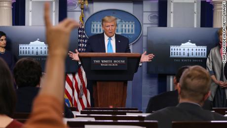 Organizzavo conferenze stampa alla Casa Bianca. Ecco come i giornalisti dovrebbero occuparsi di Trump.