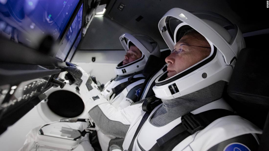 Incontra gli astronauti della NASA in una storica missione SpaceX