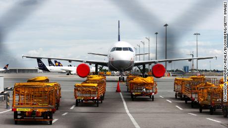 La Germania potrebbe salvare Lufthansa con un salvataggio di $ 10 miliardi
