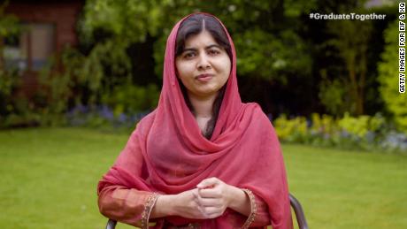 Malala Yousafzai parla durante 