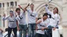 Il Real Madrid celebra la sua vittoria alla Liga nel 2012.
