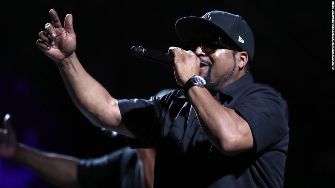 Ice Cube annulla l'apparizione in "Good Morning America" ​​dopo la morte di George Floyd