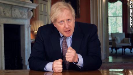 Boris Johnson è stato accusato di aver fallito l'annuncio delle nuove regole di blocco nel Regno Unito