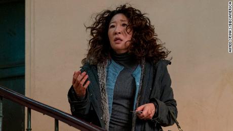 Sandra Oh come Eva Polastri nella seconda serie di `` Killing Eve. ''