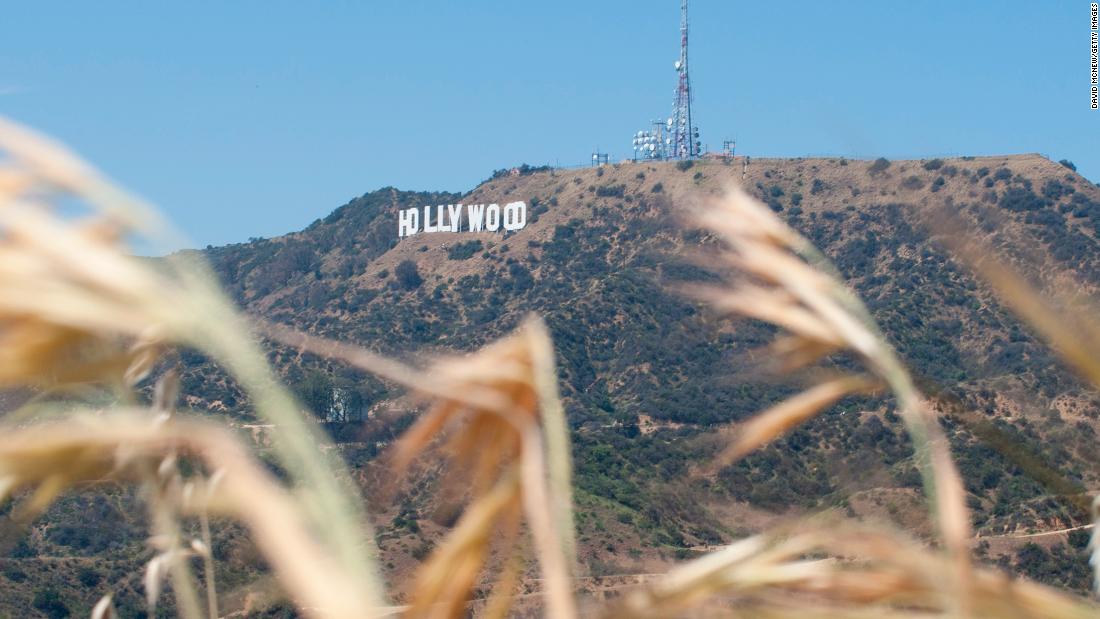 Le produzioni cinematografiche e televisive della California saranno presto autorizzate a tornare al lavoro