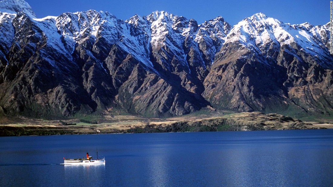L'attrazione turistica principale della Nuova Zelanda, Queenstown, lotta mentre i visitatori stanno lontani da Covid