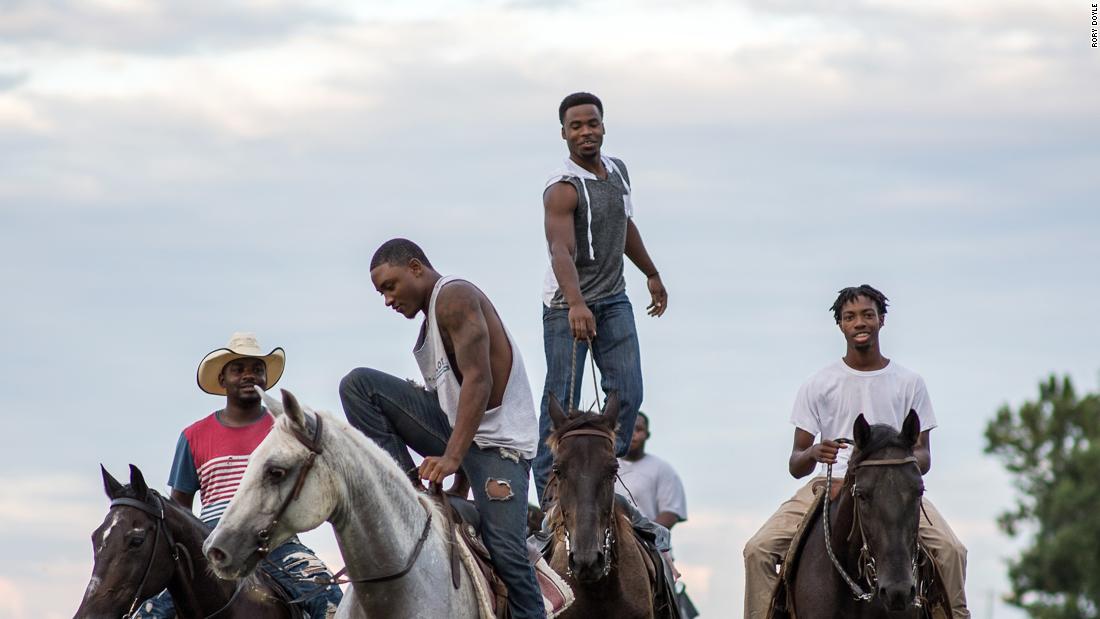 "Delta Hill Riders" di Rory Doyle oggi si concentra sulla cultura dei cowboy neri
