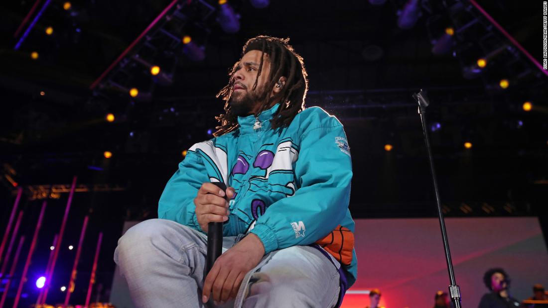 Il nuovo singolo di J. Cole 'Snow on Tha Bluff' affronta il movimento dei Black Lives Matter