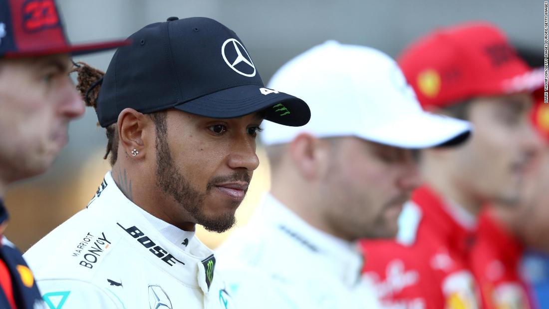 Lewis Hamilton frequenta Black Lives Matter e organizza commissioni per aumentare la diversità nel motorsport