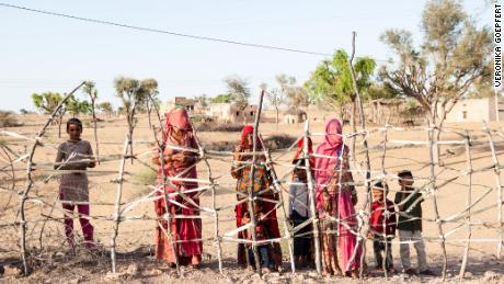 Nei villaggi remoti dell'India, avere fame è tanto una paura quanto catturare il coronavirus
