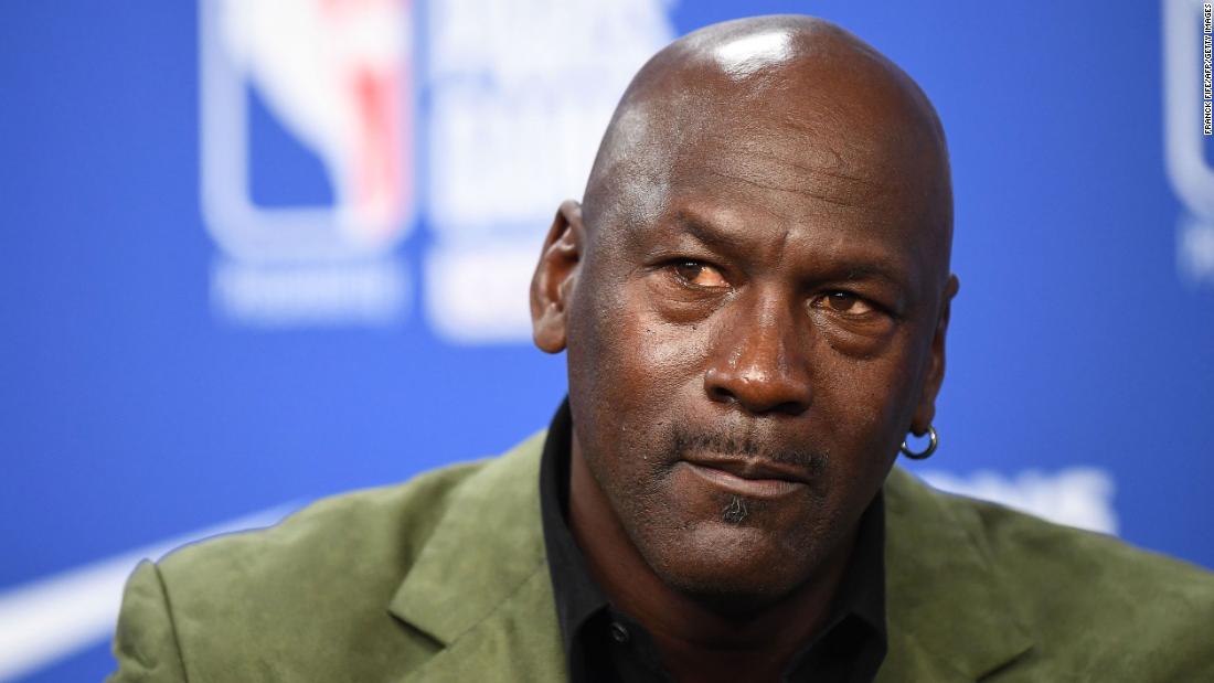 Michael Jordan afferma che "è un punto di svolta" per il razzismo nella società
