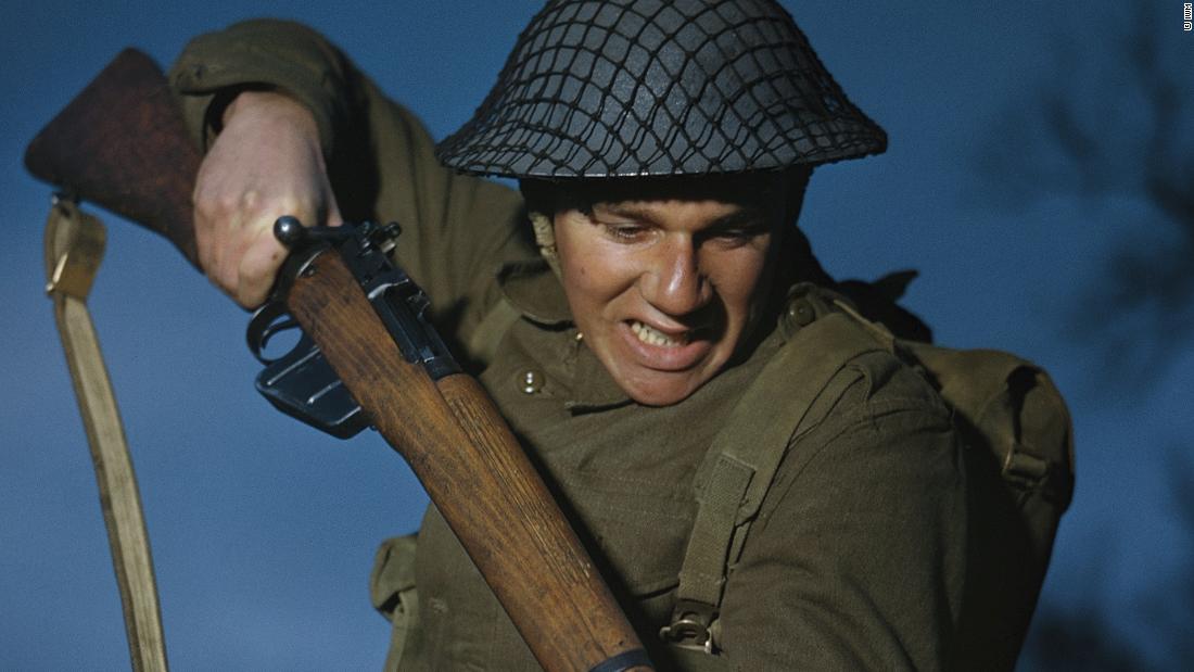 Color photos of World War II cast new light on the war